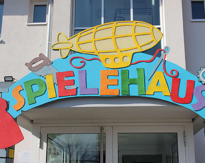 Eingang des Spielehauses
